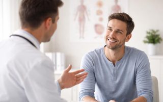 medecin-dos-tableau-anatomie-patient
