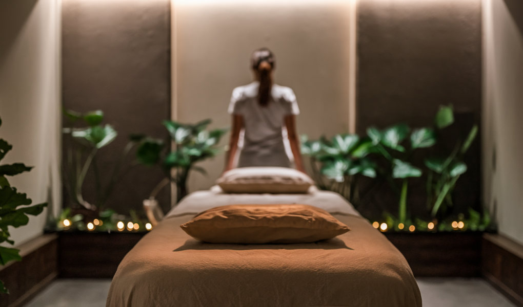 salon-massage-eclairage-plantes-relaxant