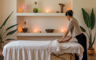 salon-massage-thailandais-bougies-plantes